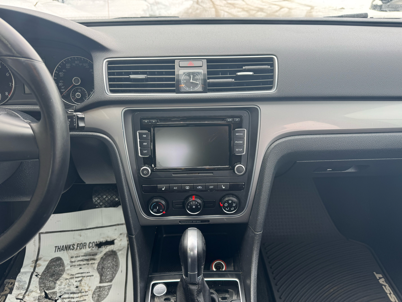 Volkswagen Passat 4dr Sdn 1.8T Auto Limited Edition PZEV 2015