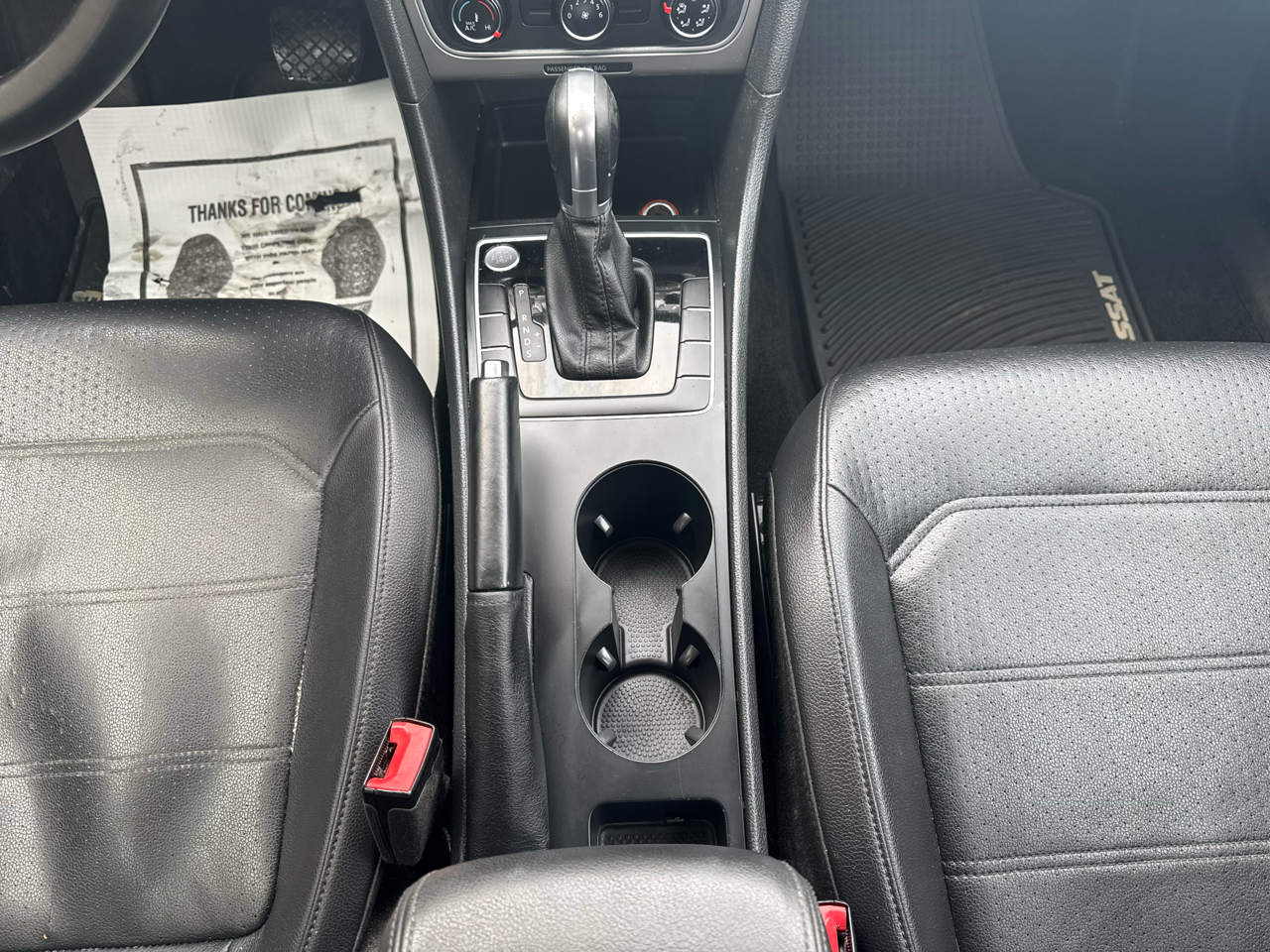 Volkswagen Passat 4dr Sdn 1.8T Auto Limited Edition PZEV 2015