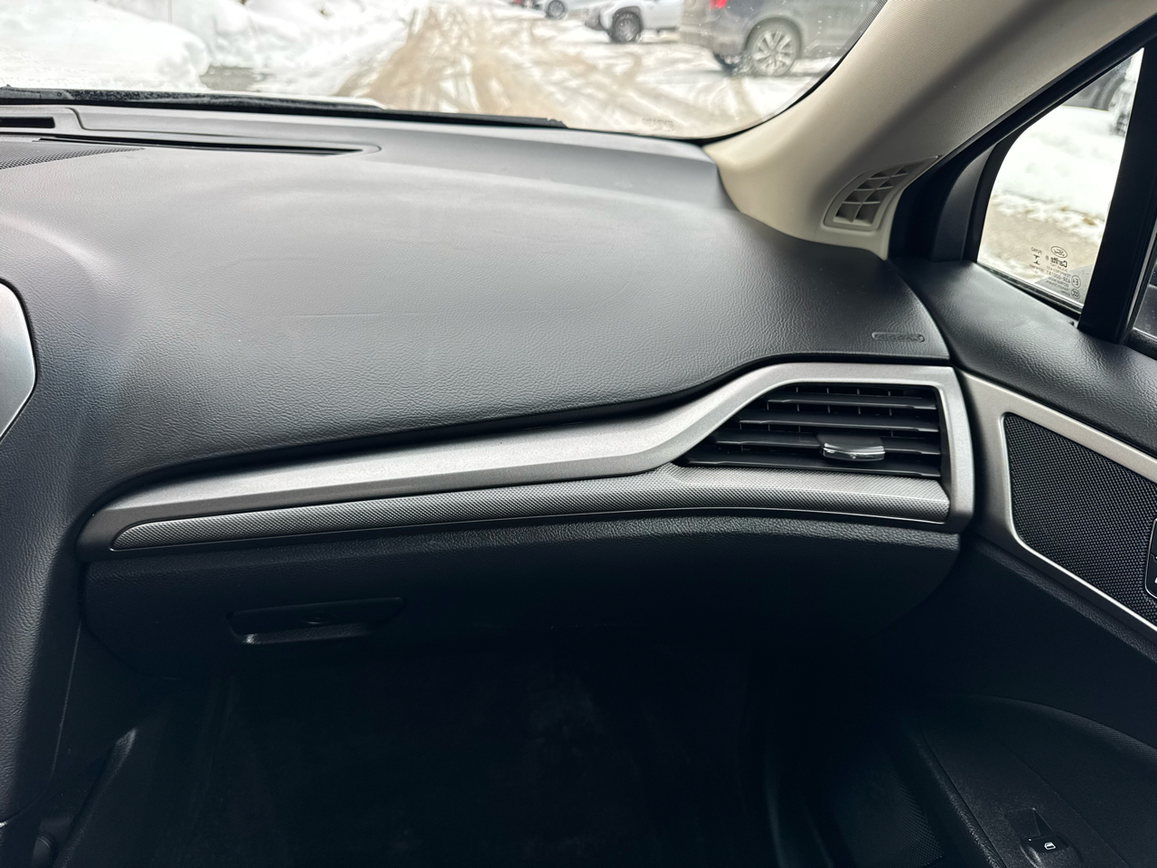 Ford Fusion Hybrid SE FWD 2020