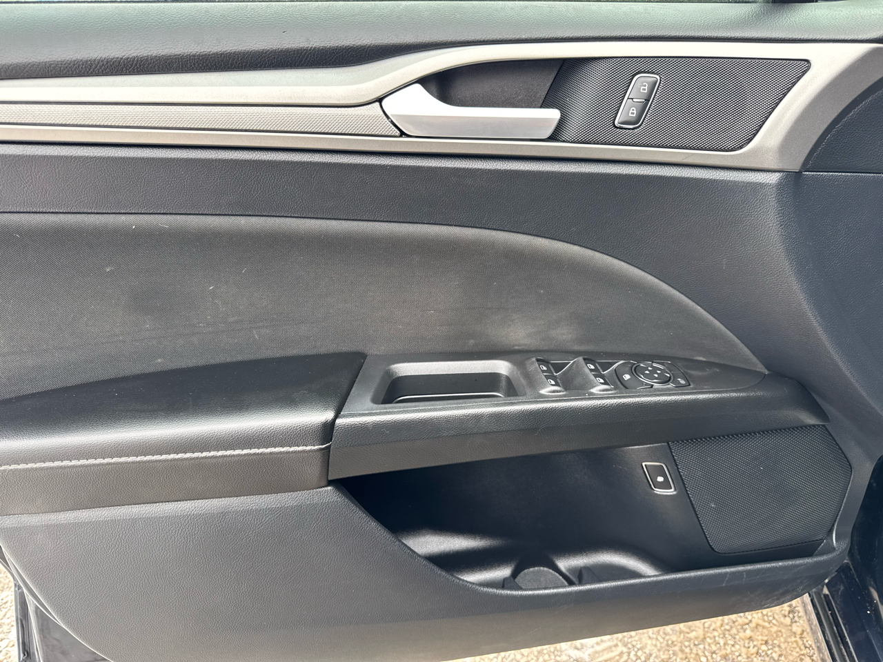 Ford Fusion Hybrid SE FWD 2020