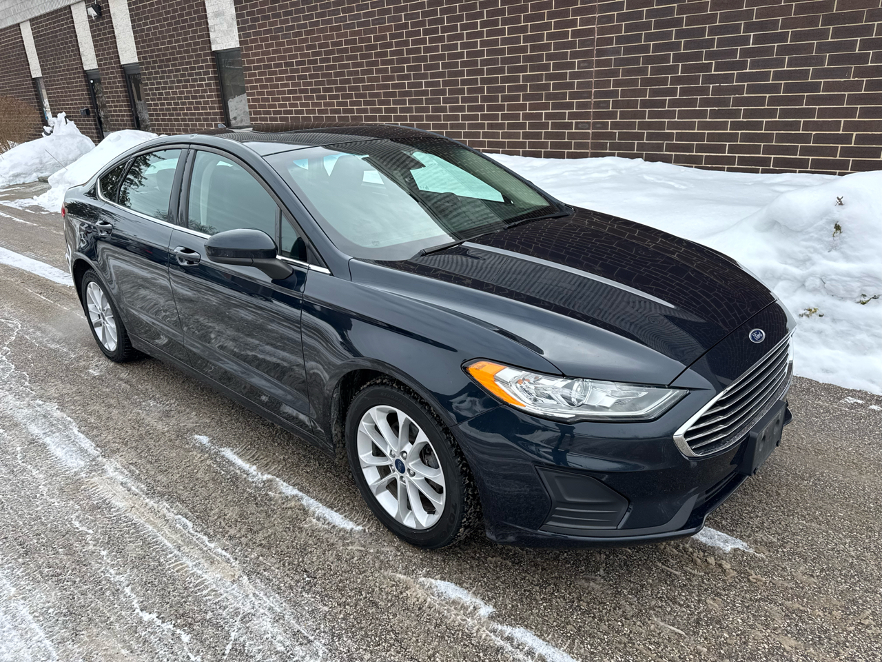 Ford Fusion Hybrid SE FWD 2020
