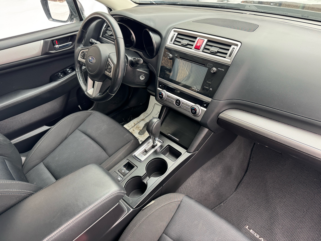 Subaru Legacy 4dr Sdn 2.5i Premium PZEV 2016