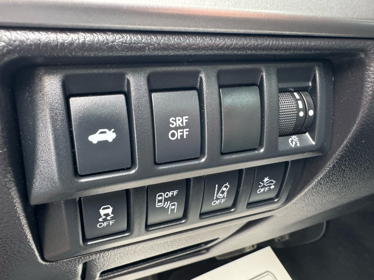 Subaru Legacy 4dr Sdn 2.5i Premium PZEV 2016