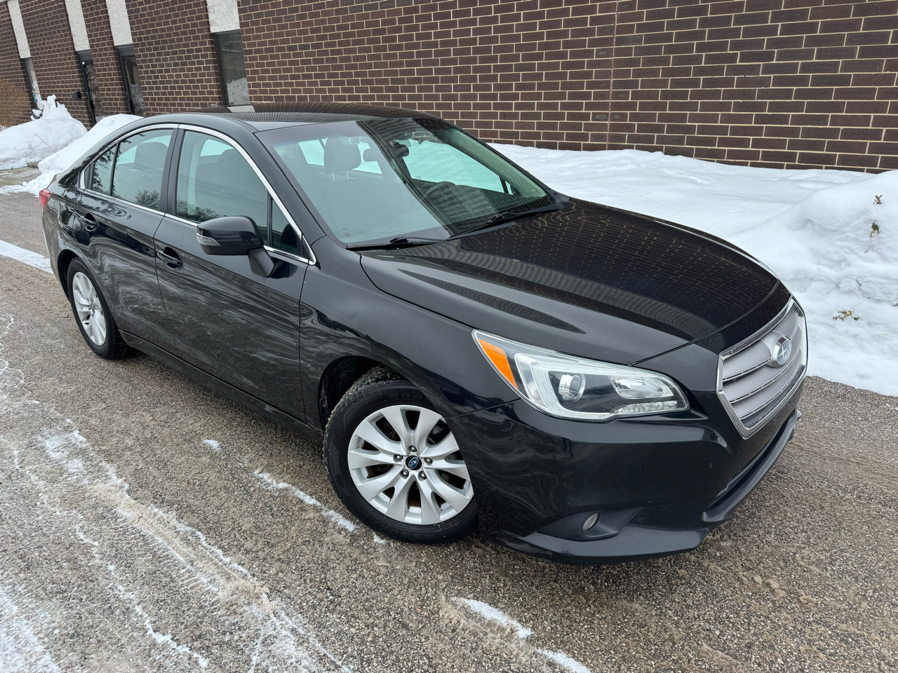 Subaru Legacy 4dr Sdn 2.5i Premium PZEV 2016