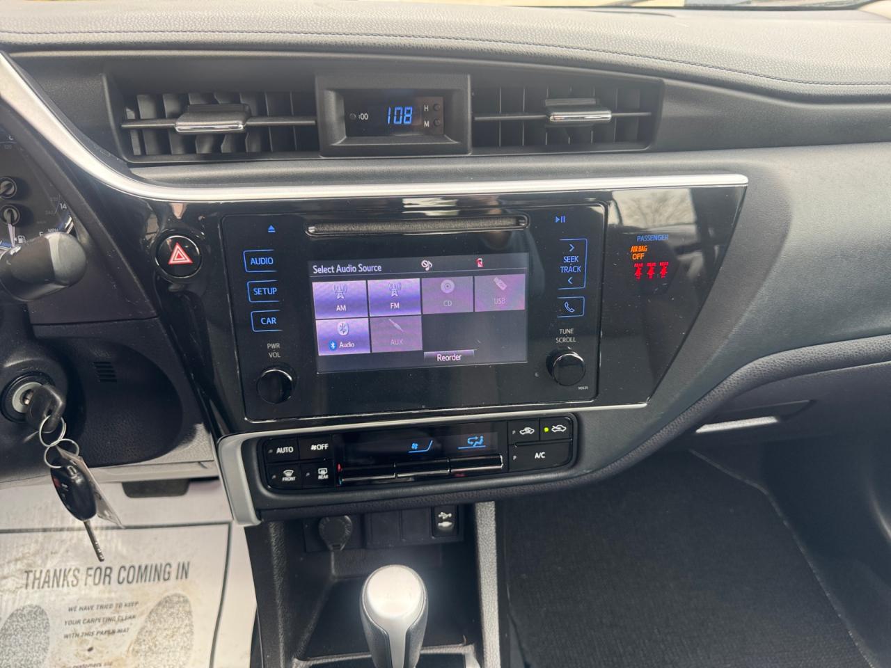 Toyota Corolla LE CVT (Natl) 2018