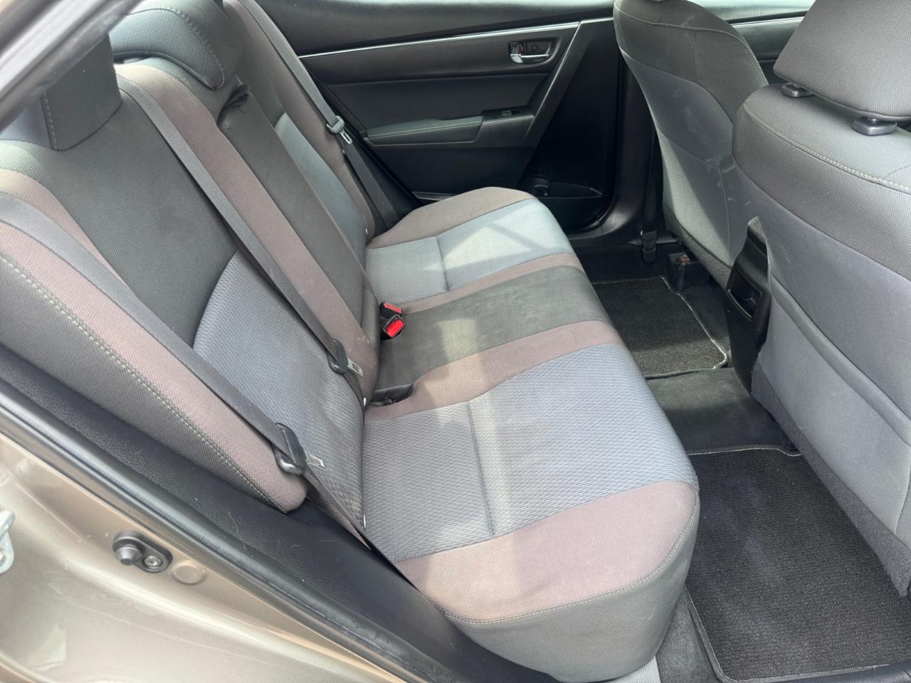 Toyota Corolla LE CVT (Natl) 2018