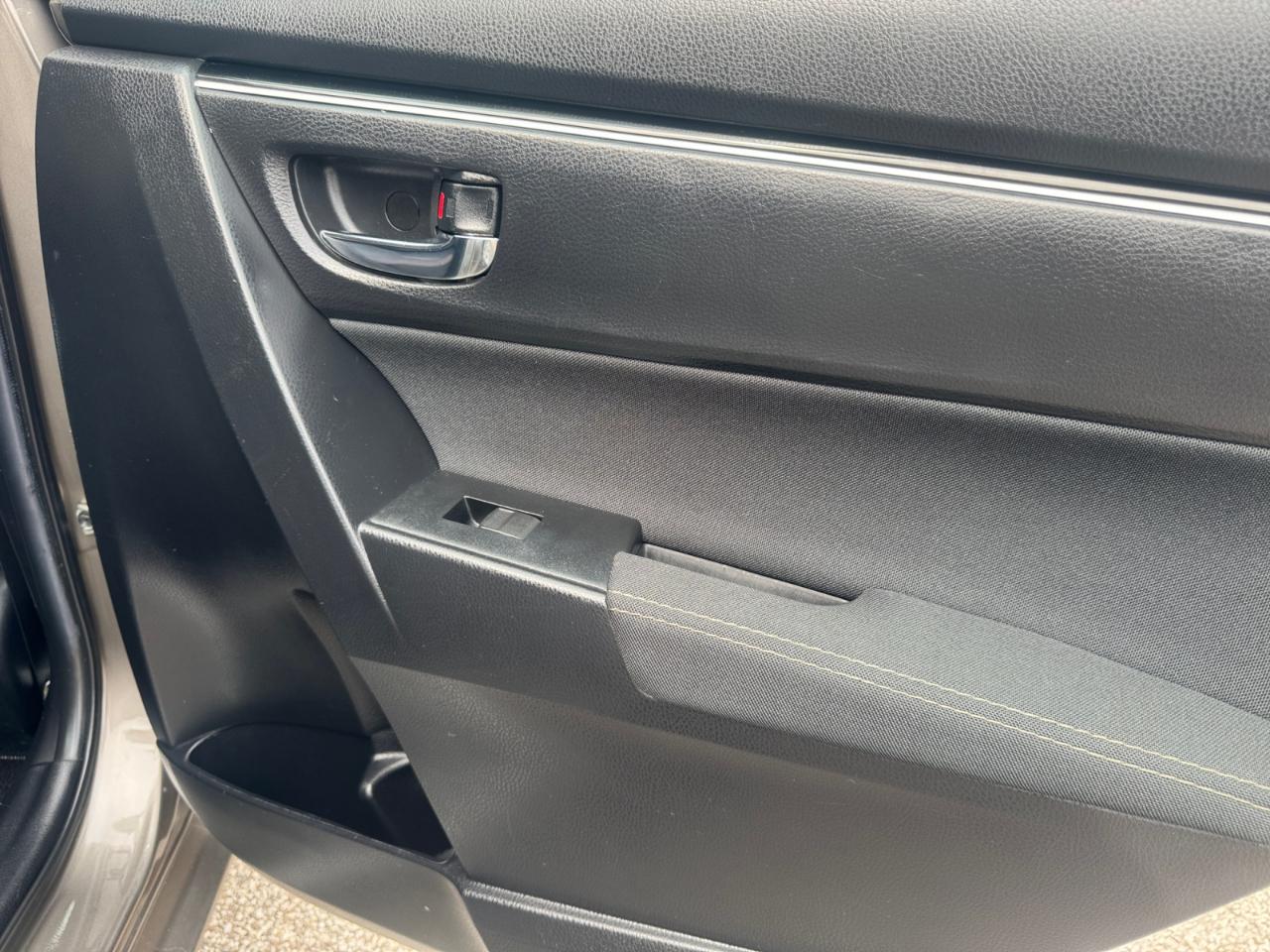 Toyota Corolla LE CVT (Natl) 2018