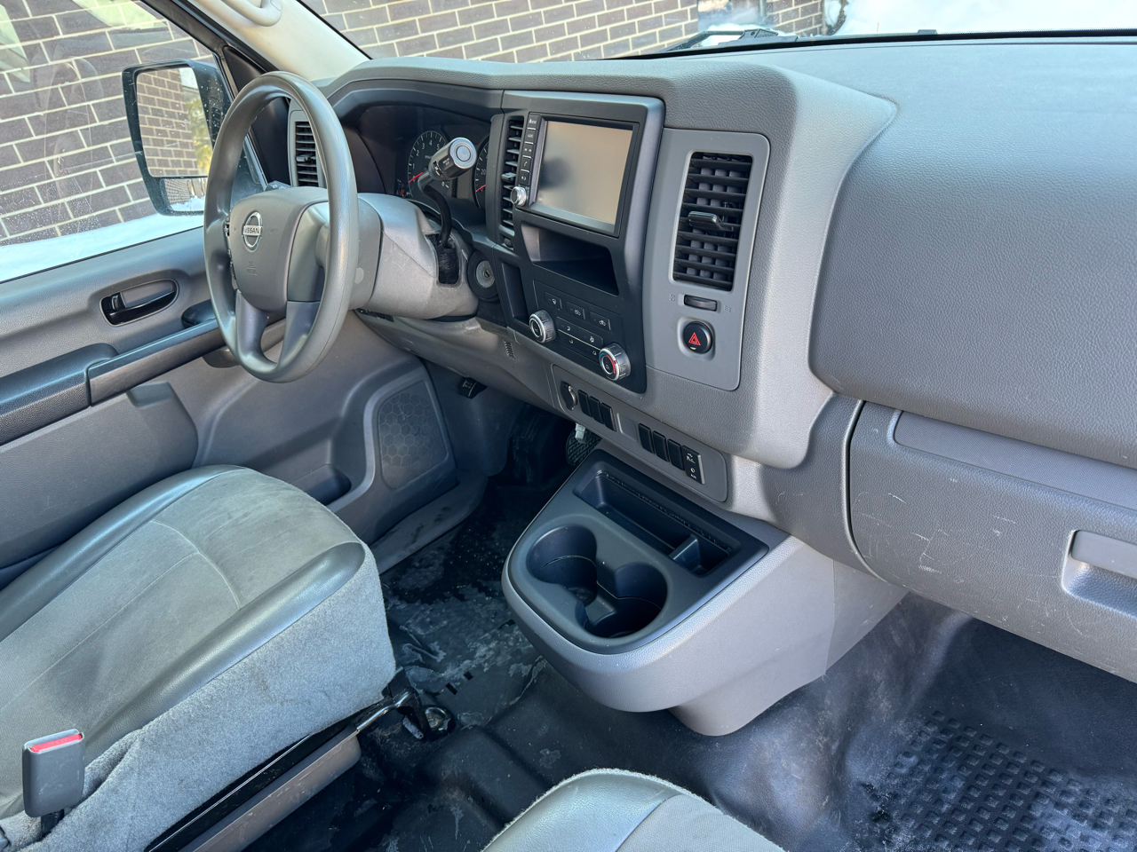 Nissan NV 2500 HD  2020