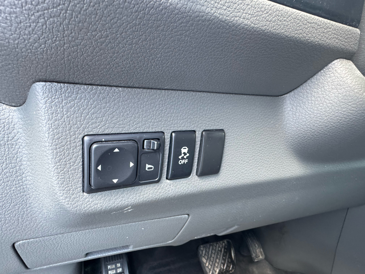 Nissan NV 2500 HD  2020