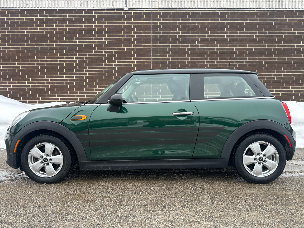 MINI Cooper Hardtop 2dr HB 2015