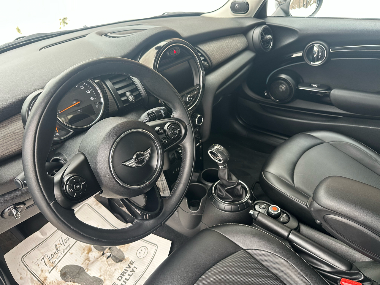 MINI Cooper Hardtop 2dr HB 2015