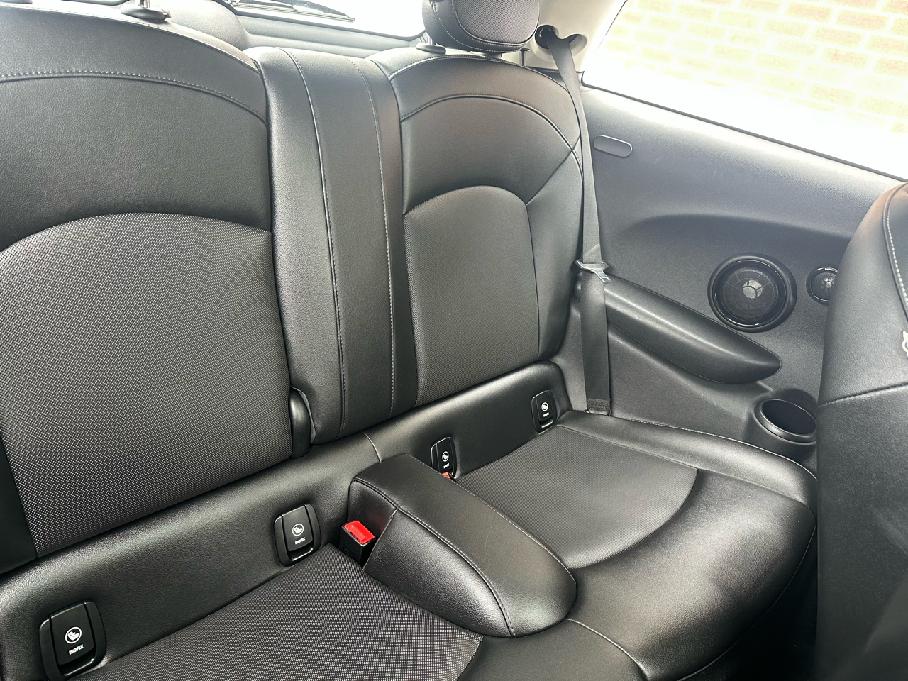 MINI Cooper Hardtop 2dr HB 2015