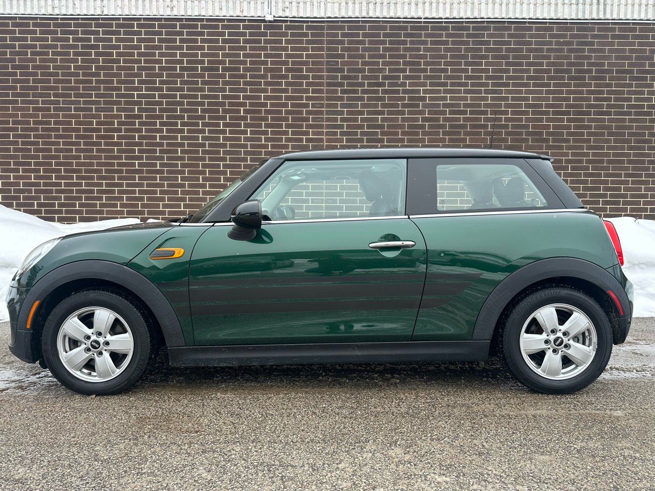 MINI Cooper Hardtop 2dr HB 2015