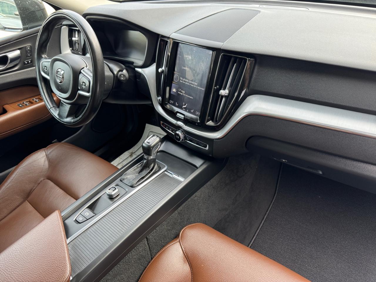 Volvo XC60 T6 AWD Momentum 2018