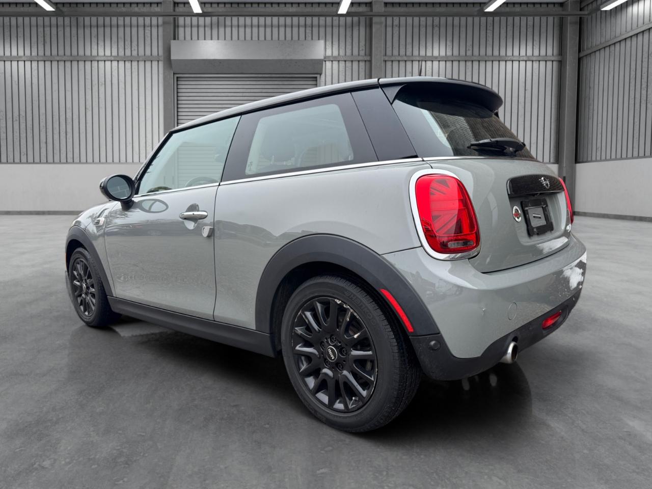 MINI Hardtop 2 Door Cooper FWD 2021