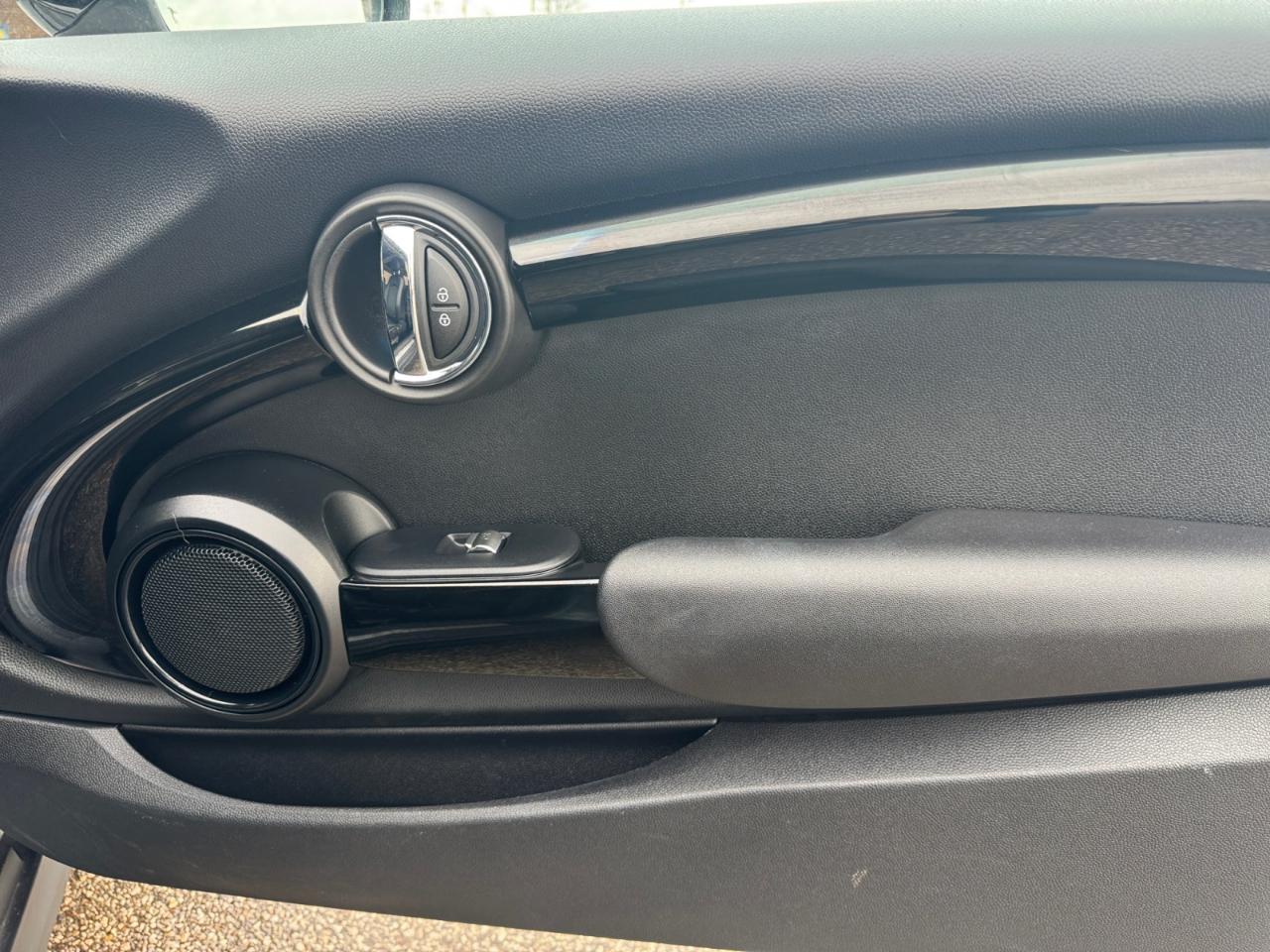 MINI Hardtop 2 Door Cooper FWD 2021