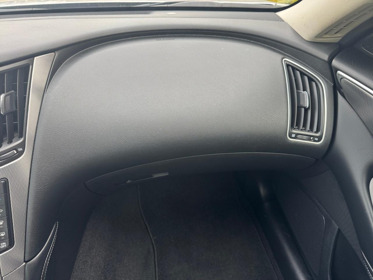 Infiniti Q50 2.0t AWD 2017