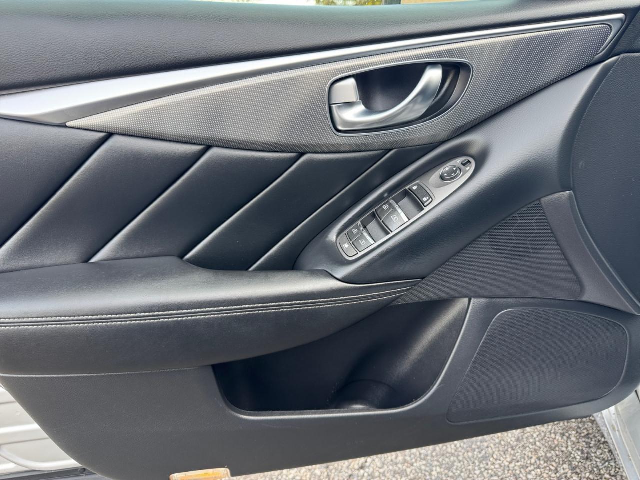 Infiniti Q50 2.0t AWD 2017