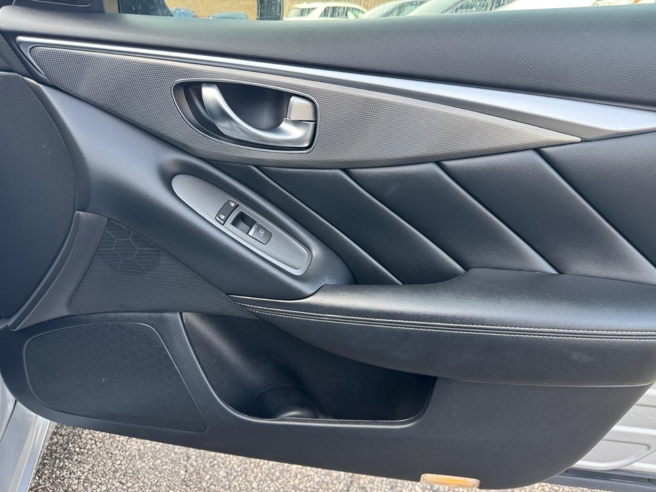 Infiniti Q50 2.0t AWD 2017