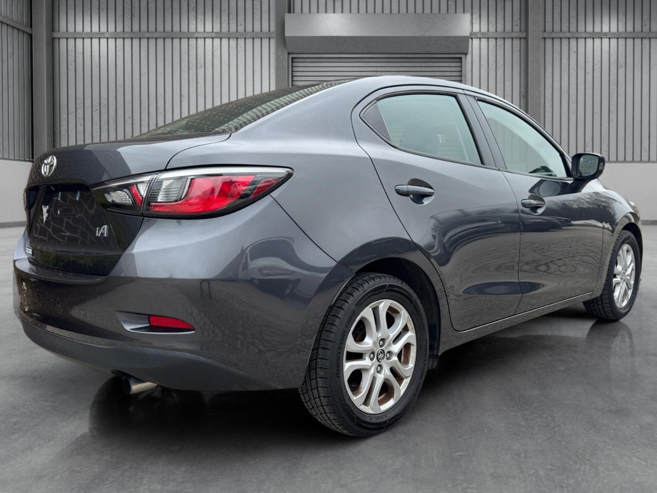 Toyota Yaris iA Auto (Natl) 2018