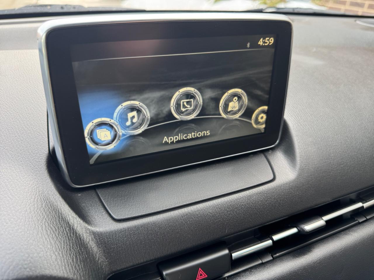 Toyota Yaris iA Auto (Natl) 2018