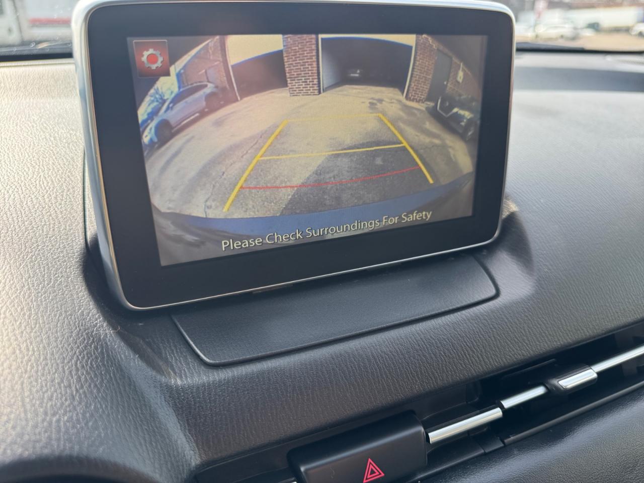 Toyota Yaris iA Auto (Natl) 2018