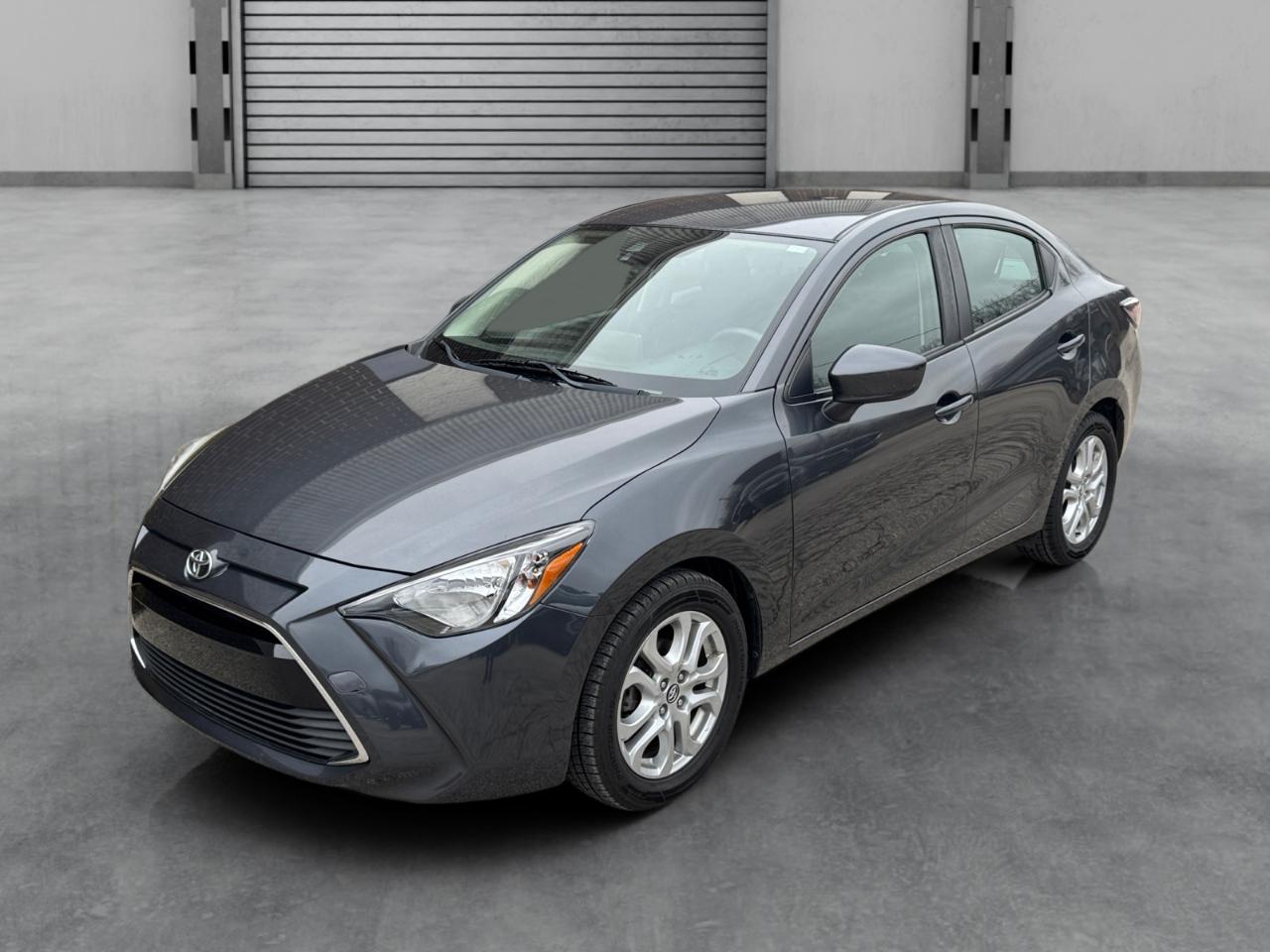 Toyota Yaris iA Auto (Natl) 2018