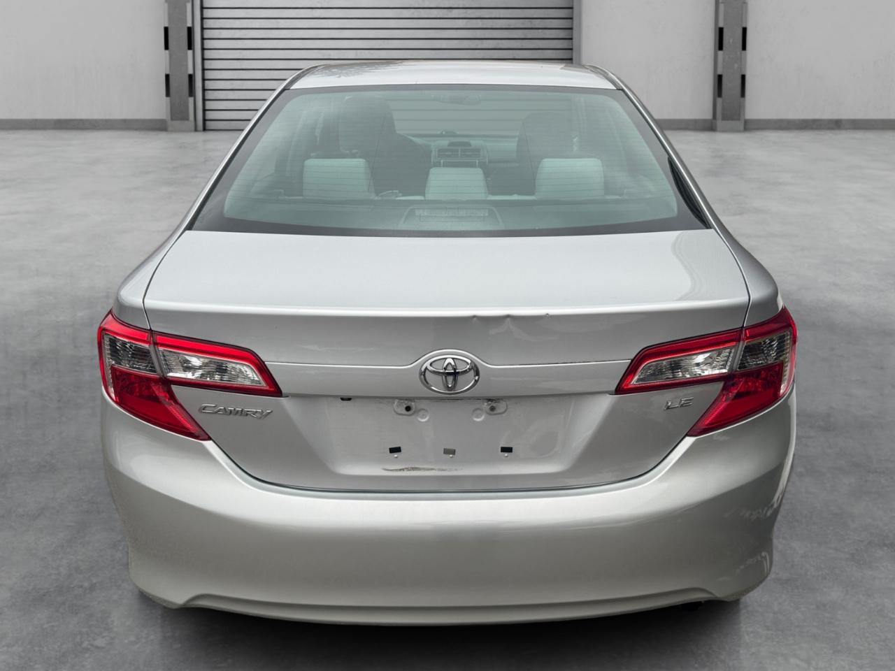Toyota Camry 2014.5 4dr Sdn I4 Auto LE (Natl) 2014