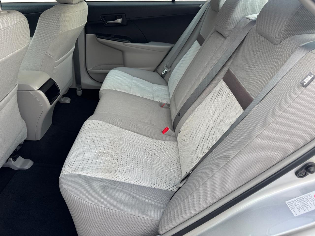 Toyota Camry 2014.5 4dr Sdn I4 Auto LE (Natl) 2014