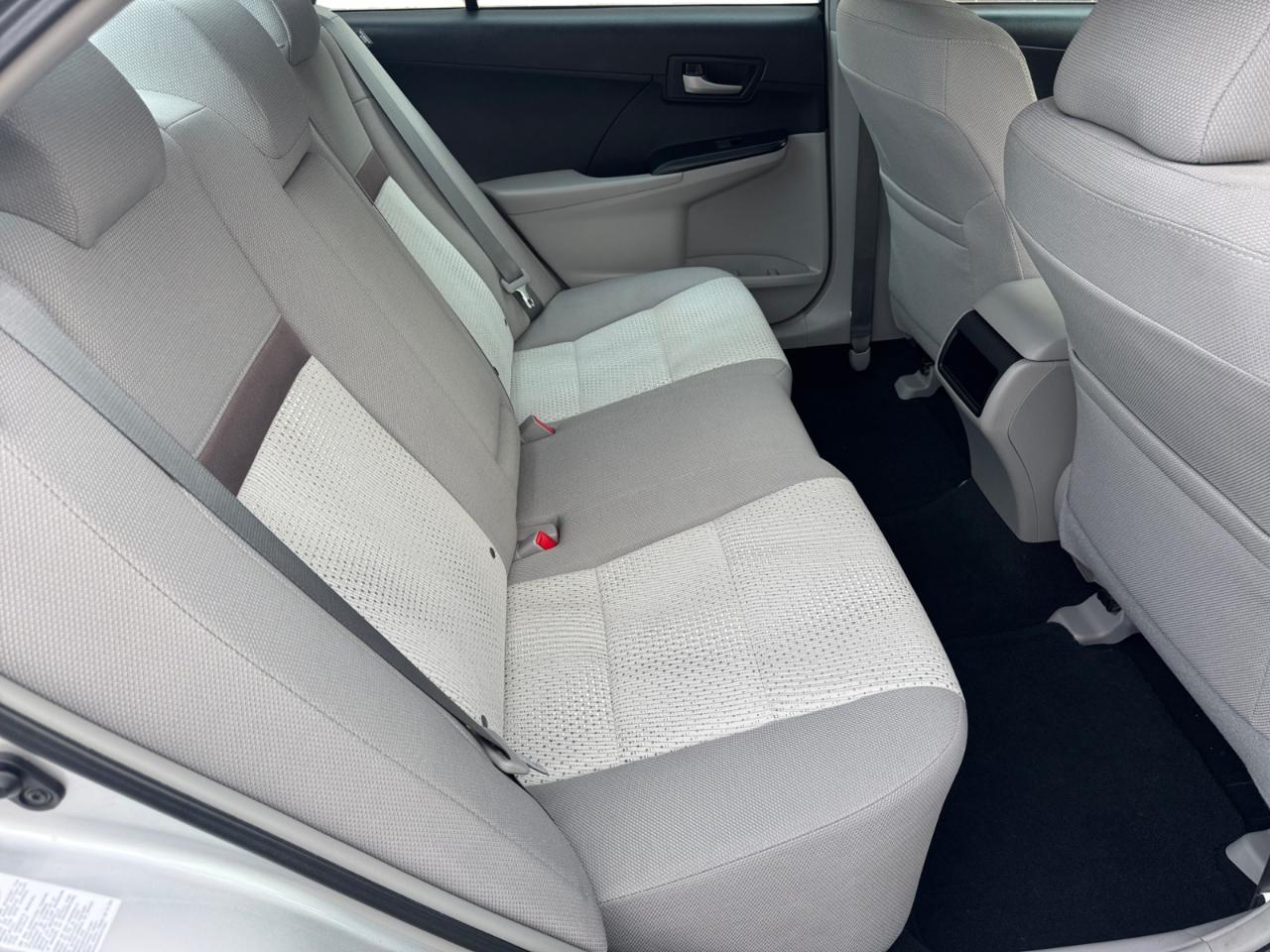 Toyota Camry 2014.5 4dr Sdn I4 Auto LE (Natl) 2014