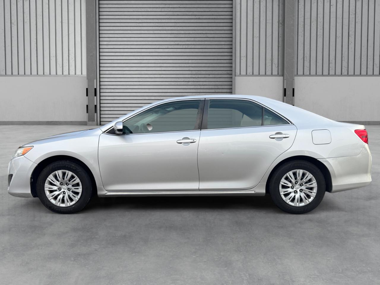 Toyota Camry 2014.5 4dr Sdn I4 Auto LE (Natl) 2014