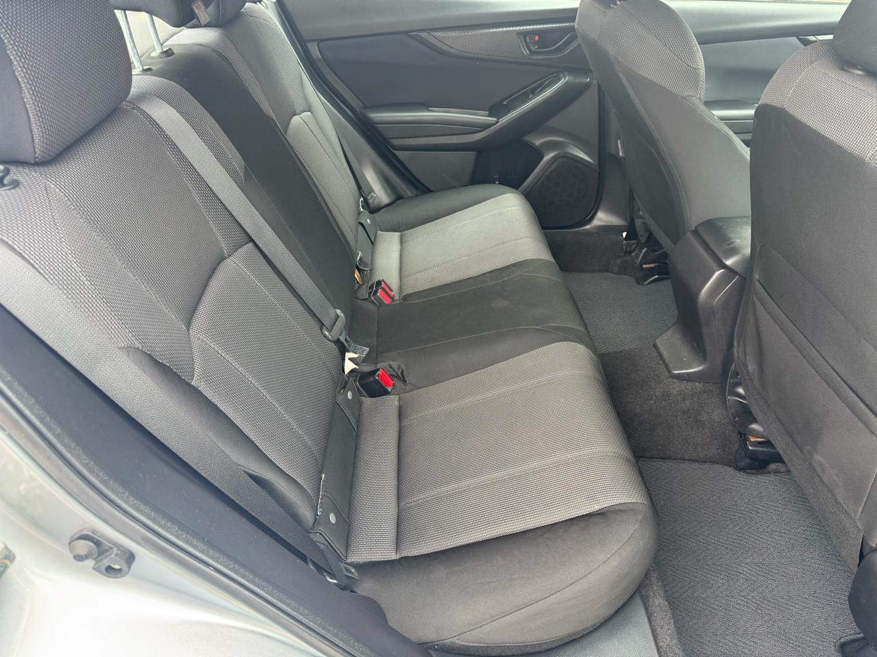 Subaru Impreza 2.0i 4-door CVT 2017