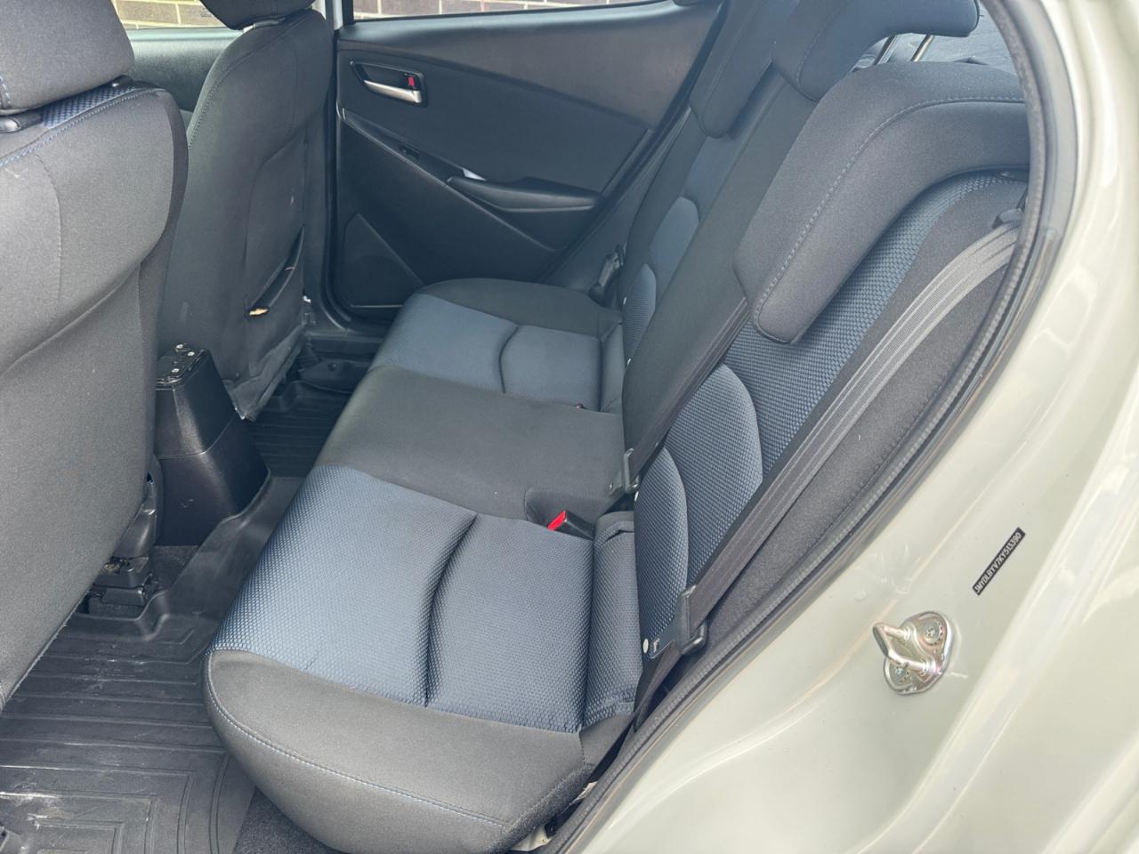 Toyota Yaris Sedan LE Auto (Natl) 2019