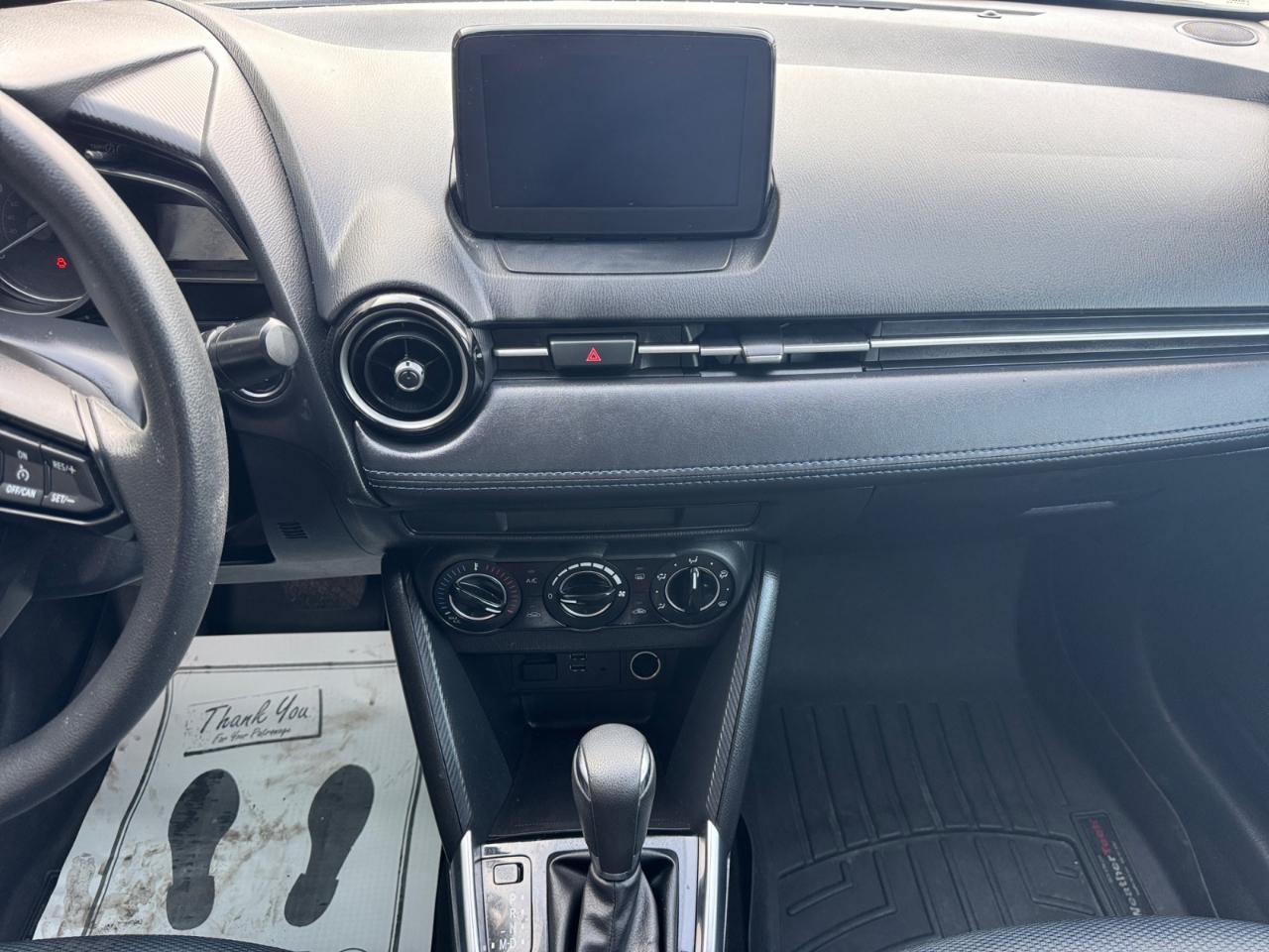 Toyota Yaris Sedan LE Auto (Natl) 2019