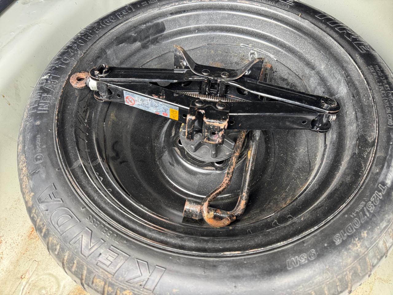 Toyota Yaris Sedan LE Auto (Natl) 2019