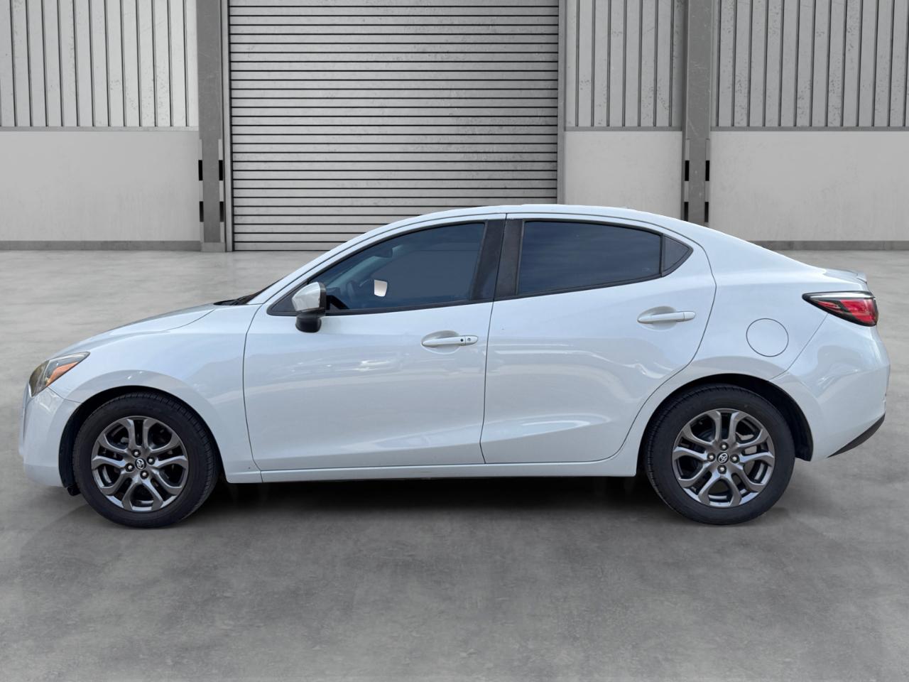 Toyota Yaris Sedan LE Auto (Natl) 2019