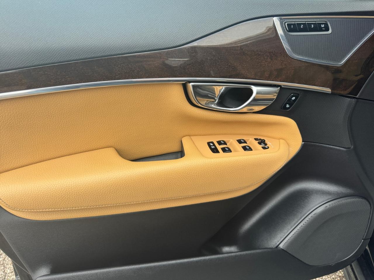 Volvo XC90 AWD 4dr T6 Momentum 2016