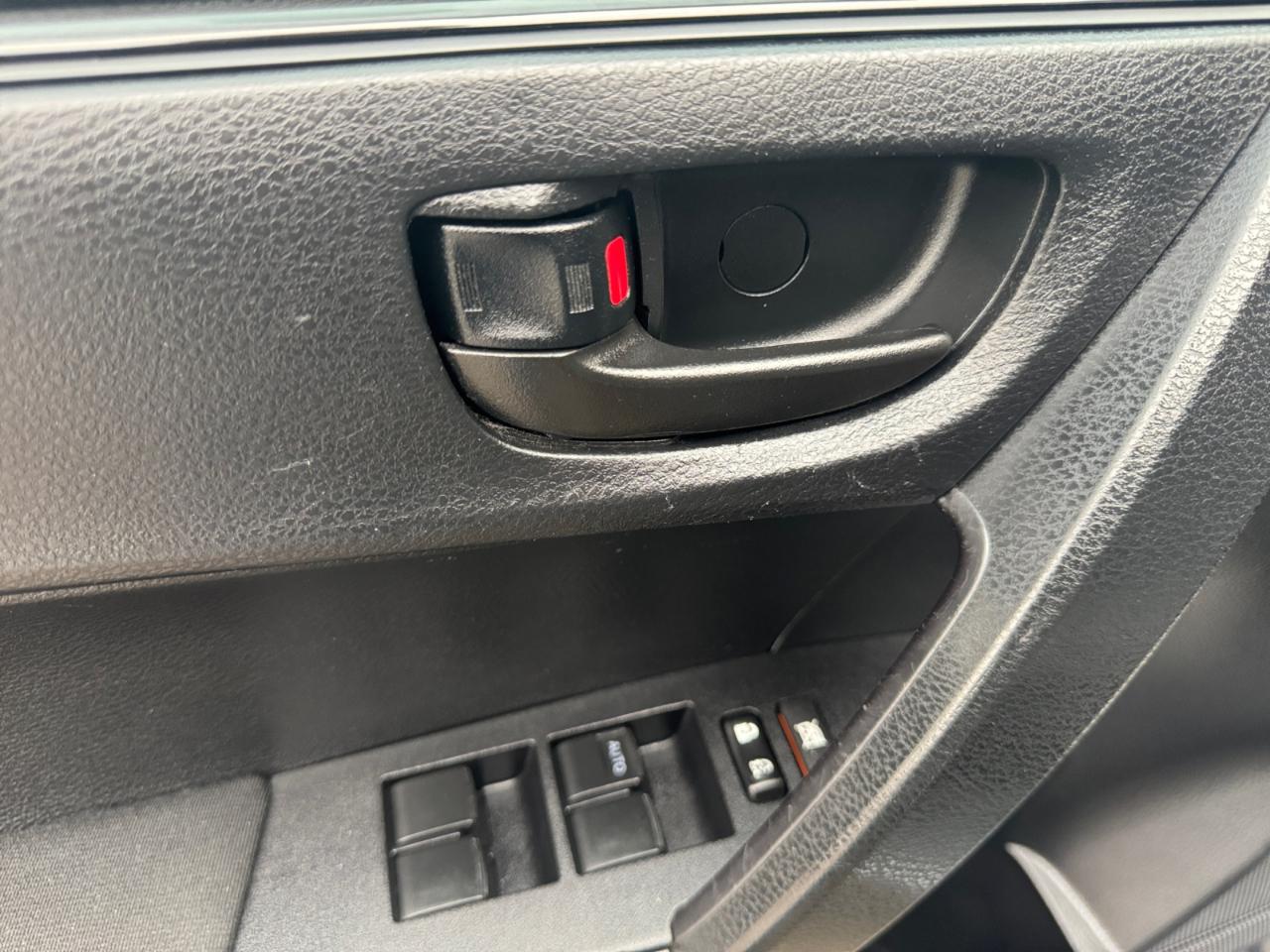 Toyota Corolla L CVT (Natl) 2018