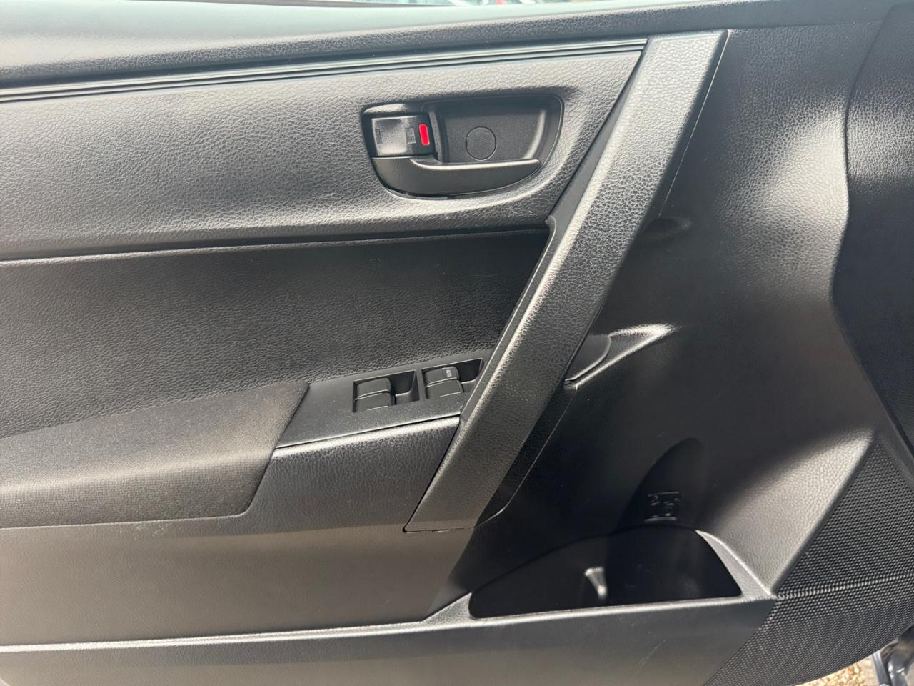 Toyota Corolla L CVT (Natl) 2018