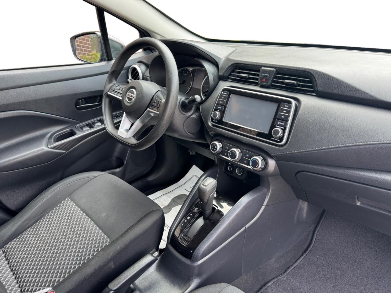 Nissan Versa S CVT 2021