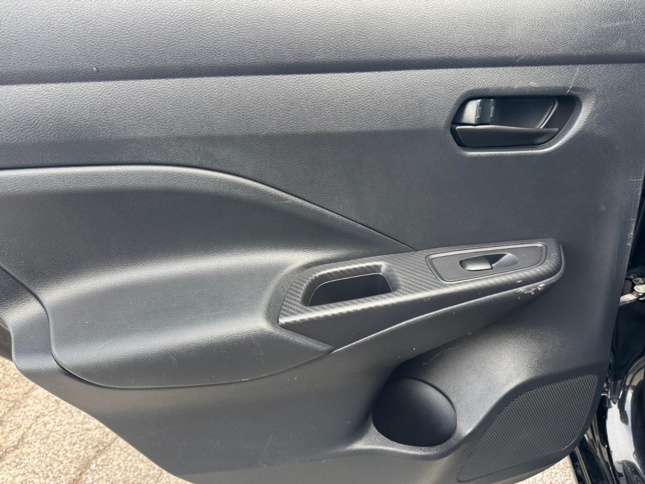 Nissan Versa S CVT 2021