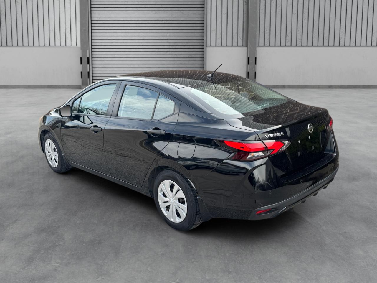 Nissan Versa S CVT 2021