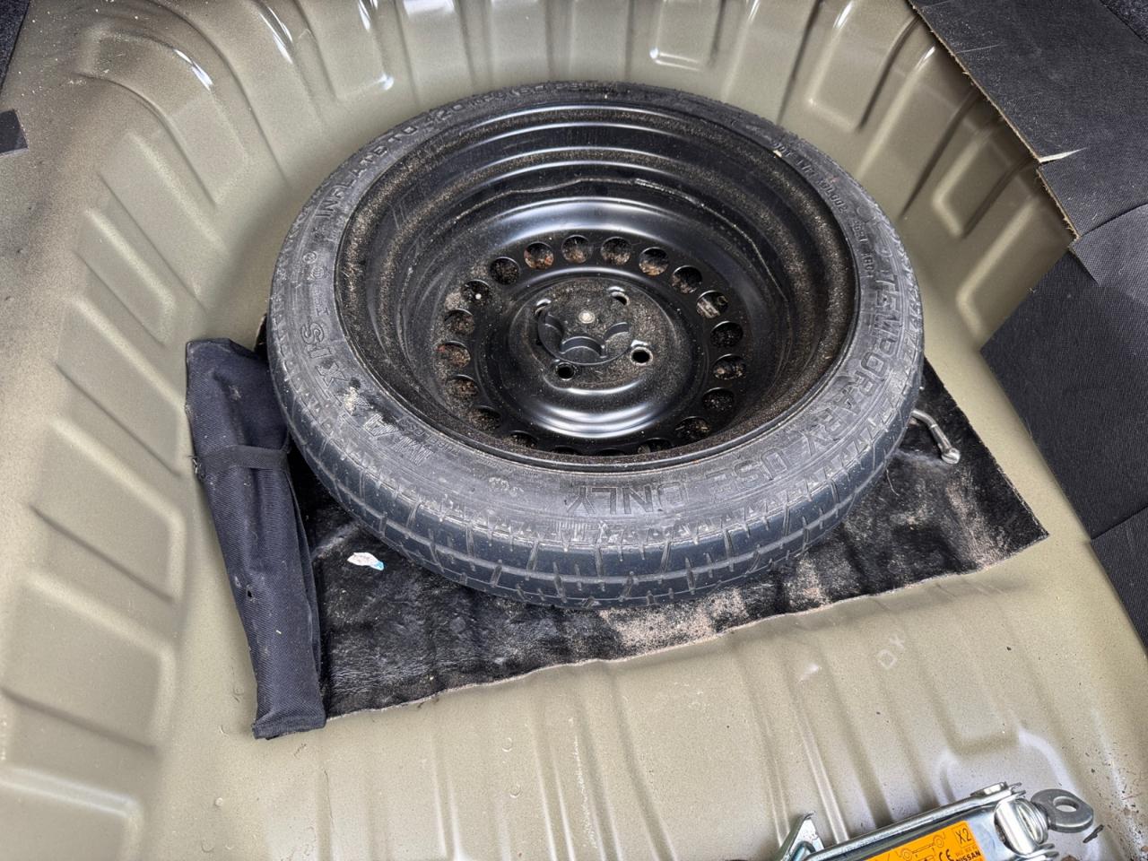 Nissan Versa S CVT 2021