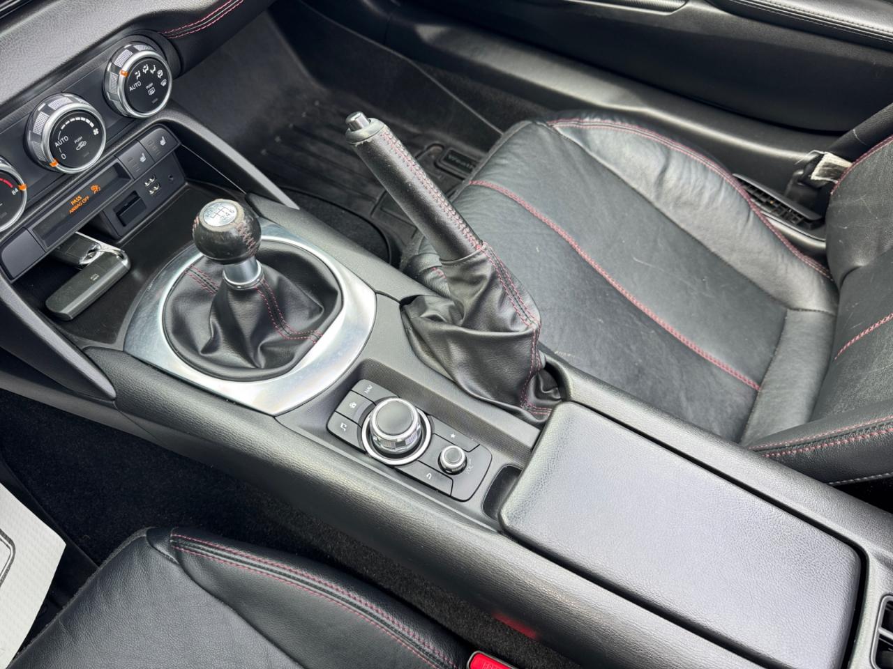 Mazda MX-5 Miata 2dr Conv Man Grand Touring 2016