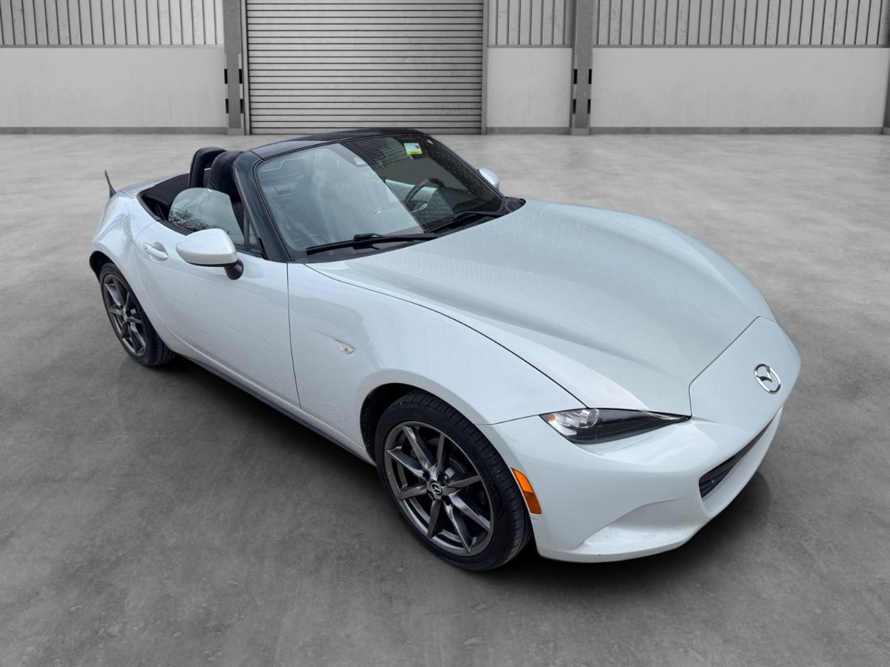Mazda MX-5 Miata 2dr Conv Man Grand Touring 2016