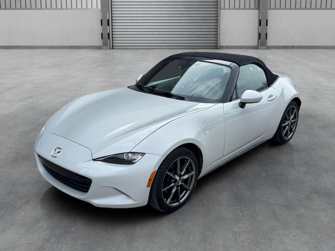 Mazda MX-5 Miata 2dr Conv Man Grand Touring 2016