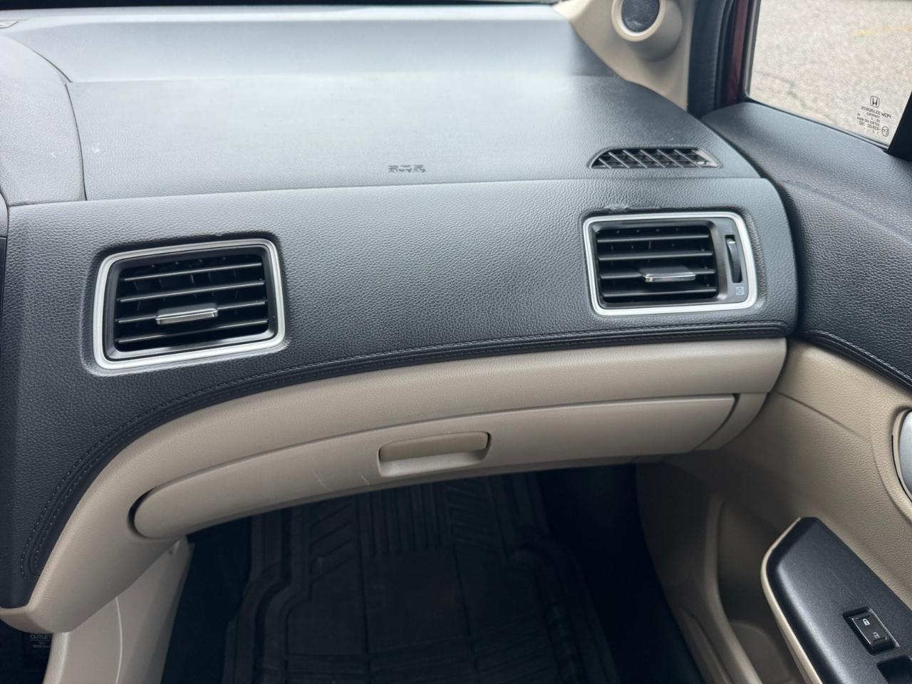 Honda Civic Sedan 4dr CVT EX 2015