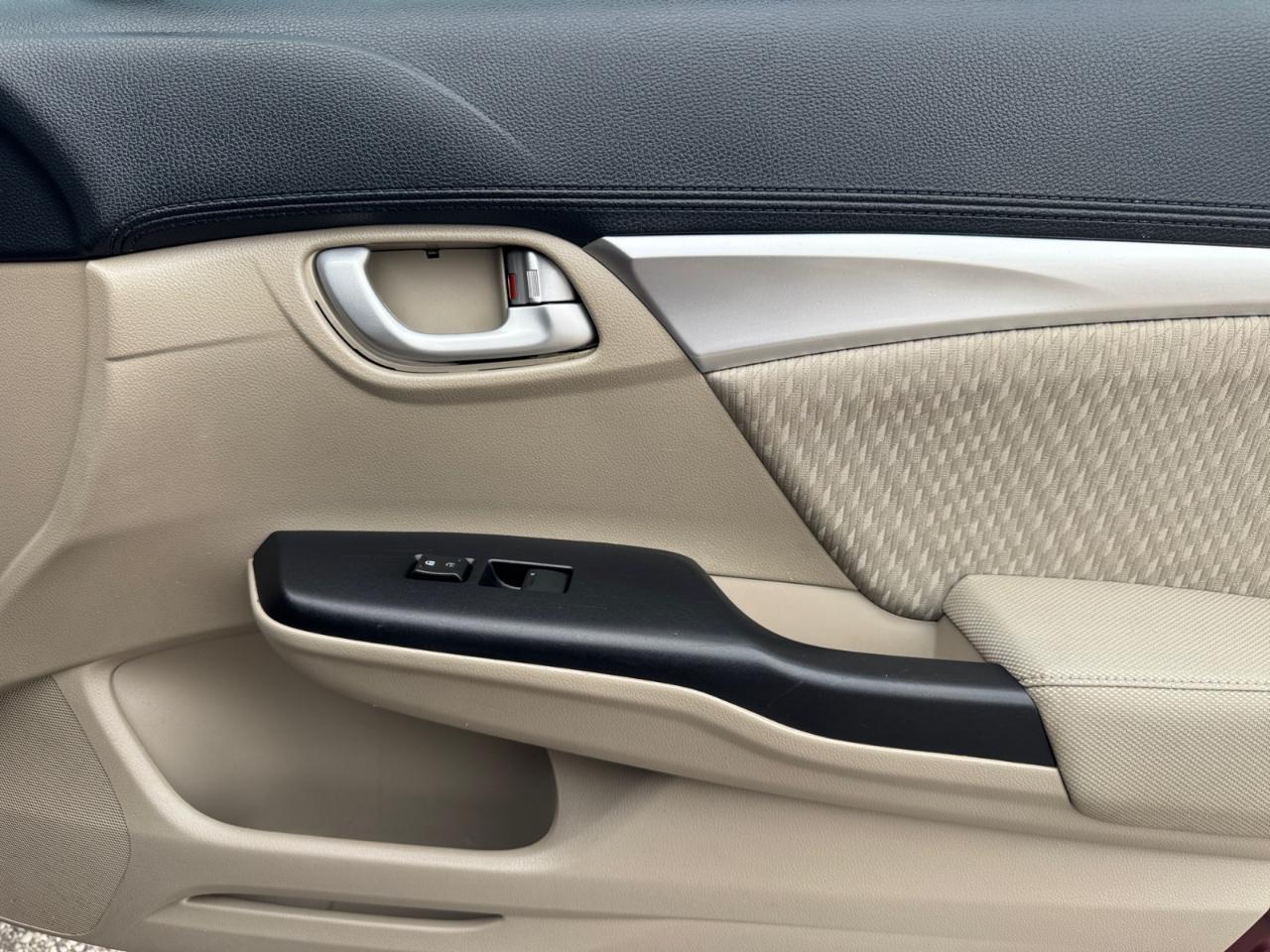 Honda Civic Sedan 4dr CVT EX 2015