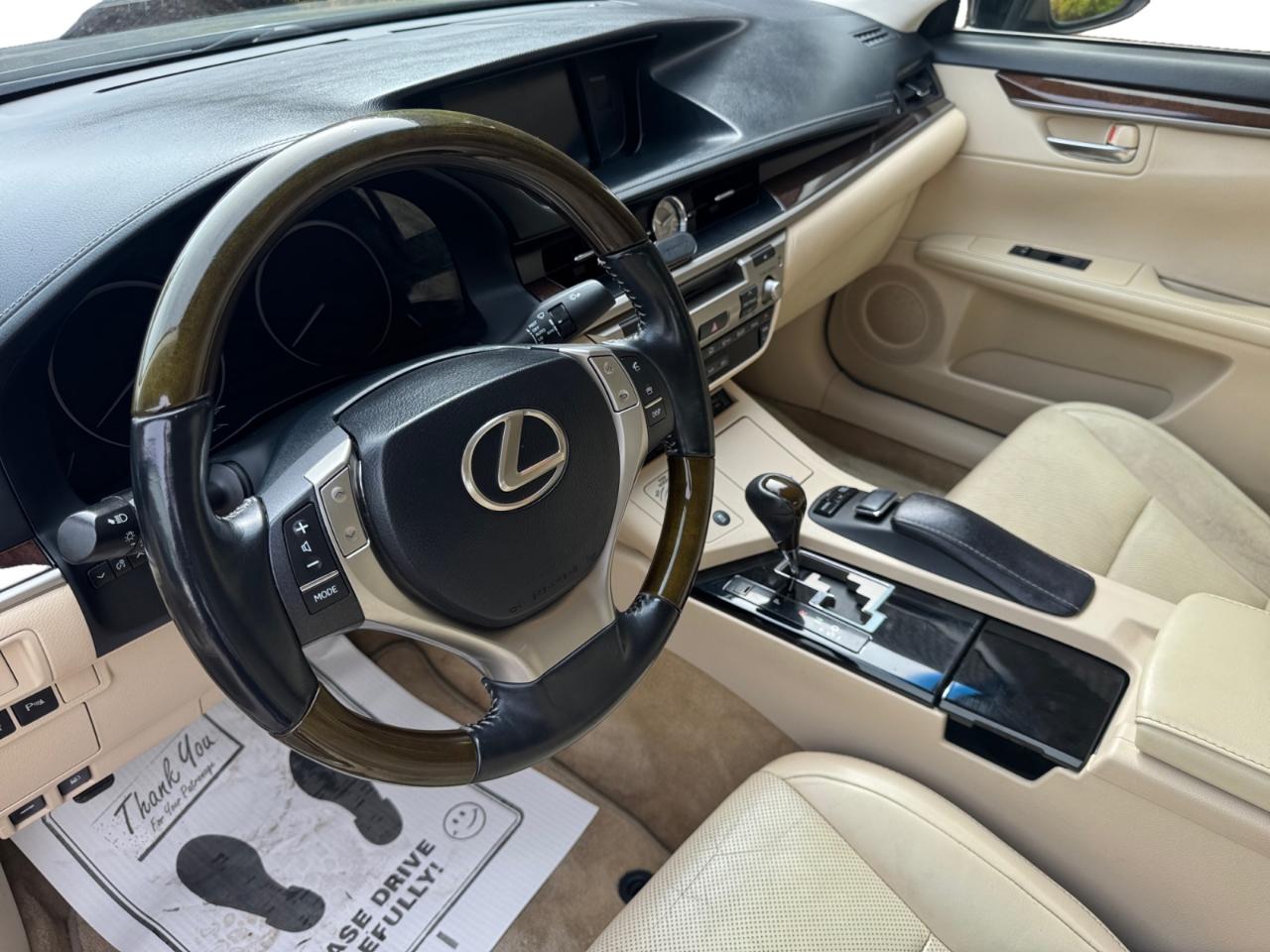 Lexus ES 350 4dr Sdn 2014