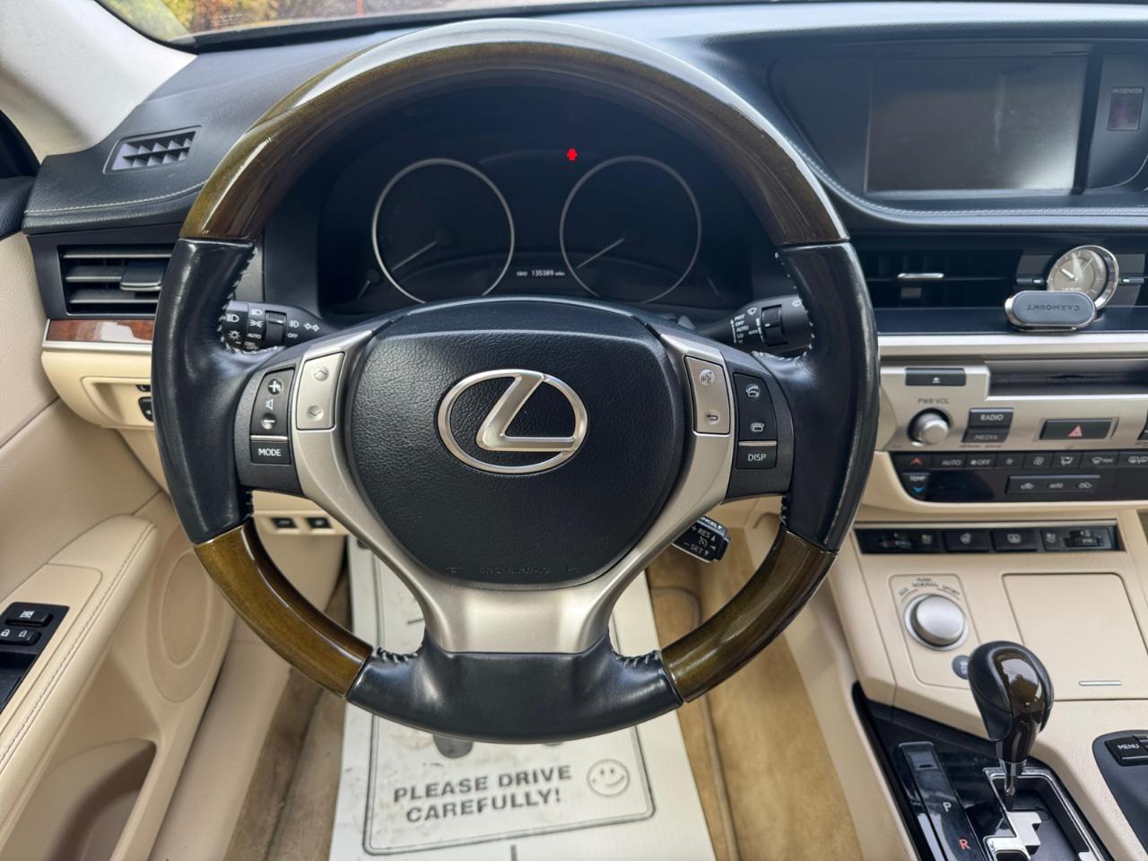 Lexus ES 350 4dr Sdn 2014